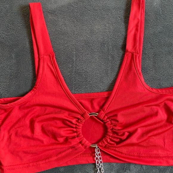 Chain Crop Tank Top - Picture 5 of 9